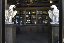 RiverHouse Napa Valley Entrance